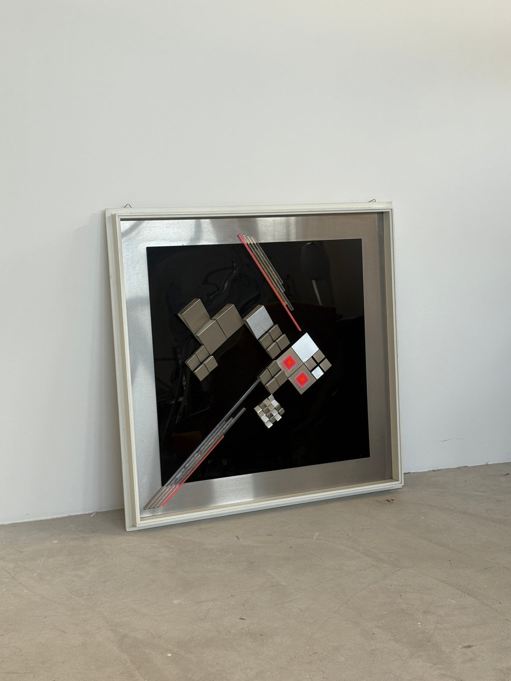 Opera decorativa murale anni ‘70 in acciaio e plexiglass