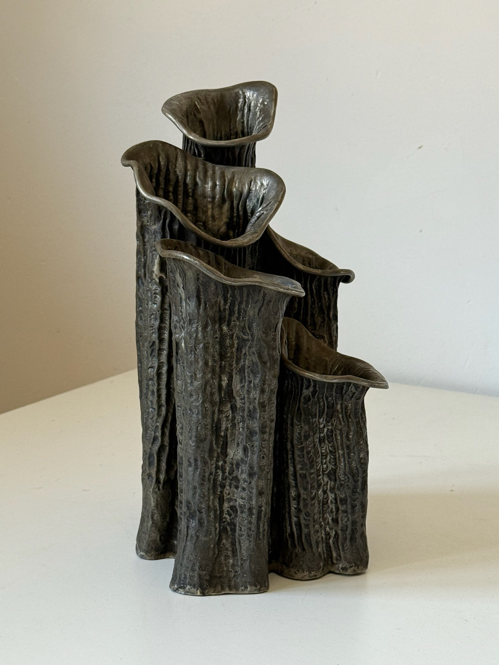 Vaso scultura in feltro, Italia, 1940