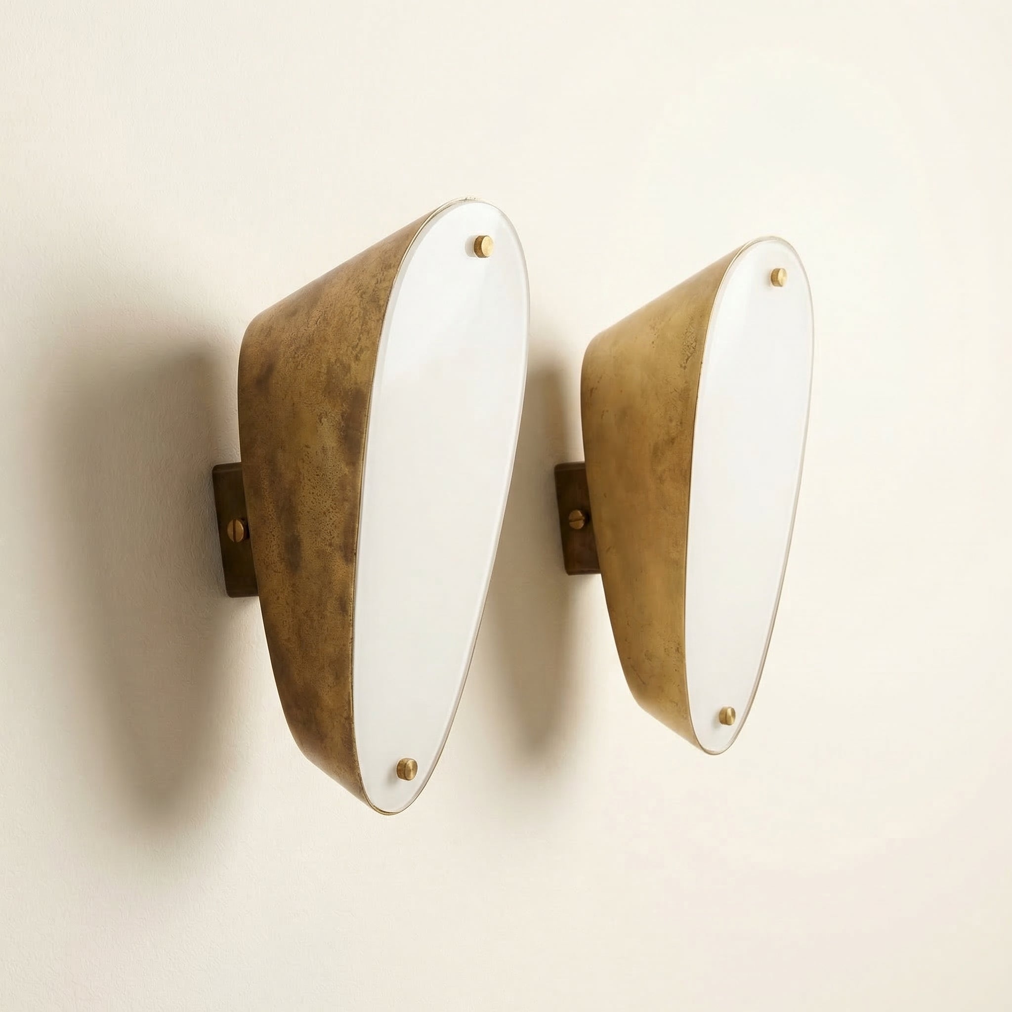 de studio mid century modern italian design shop vintage furniture antiquariato modernariato sconces wall lamp ax ingrand fontana arte 