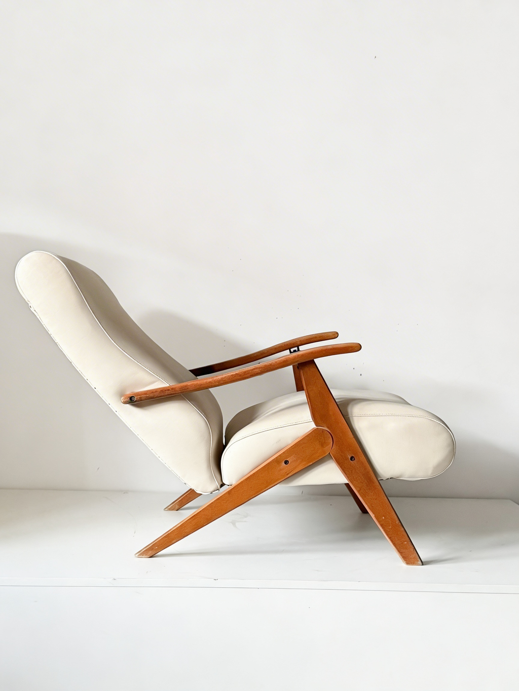 Reclining armchair designed by Antonio Gorgone, Italy, 1950 c.