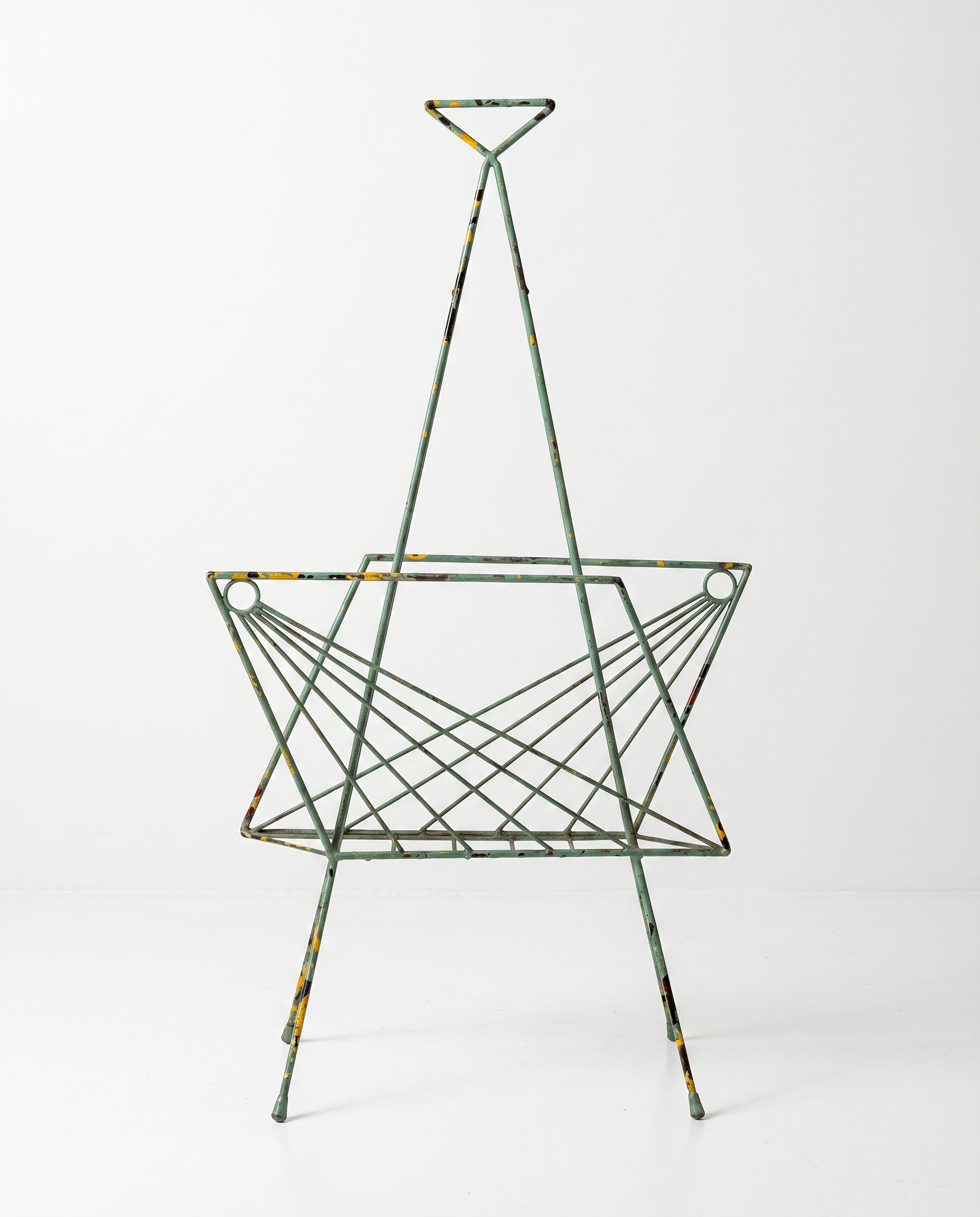 Magazine rack. Italy, 1940 c.